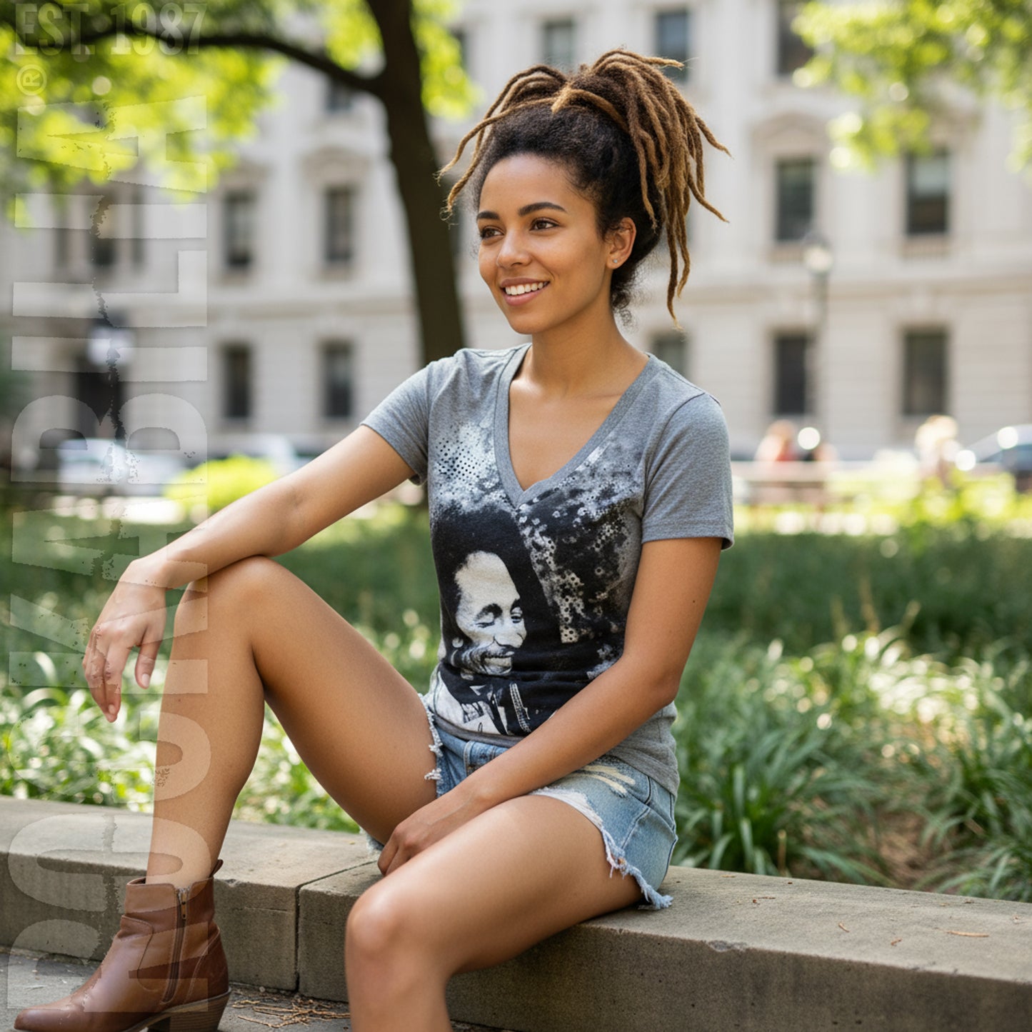 Smile V-Neck Tissue Junior Top