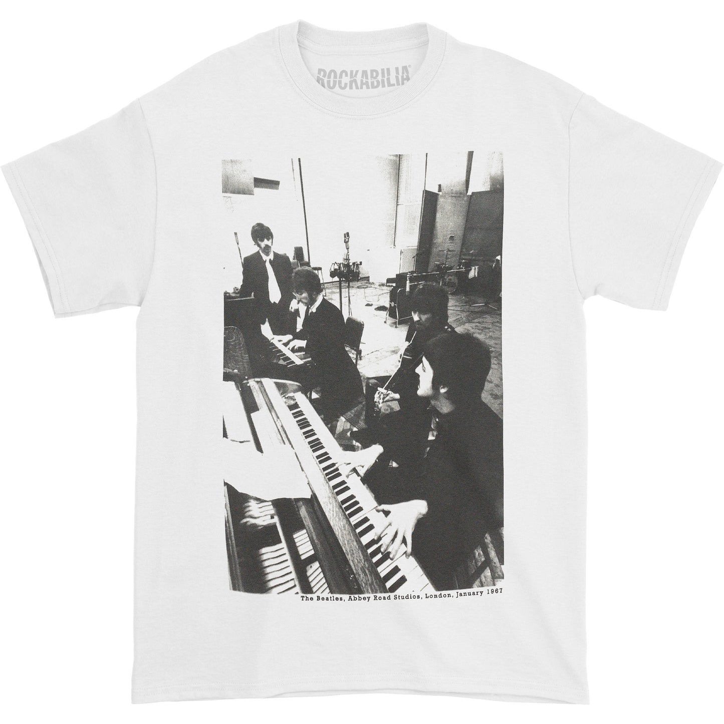 Beatles Abbey Road Studios 1967 Tee Slim Fit T-shirt Front