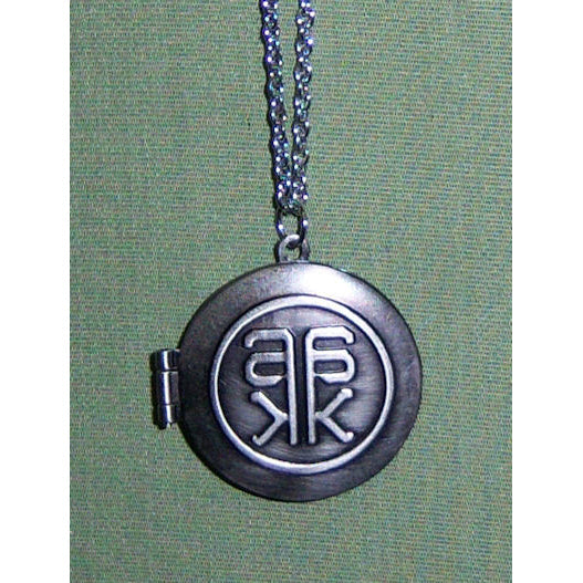 Alicia Keys Locket Necklace Front