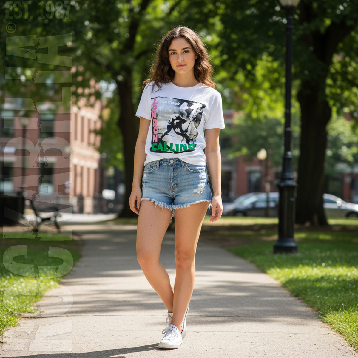 The Clash Ladies T-Shirt: London Calling Junior Top Alt 2
