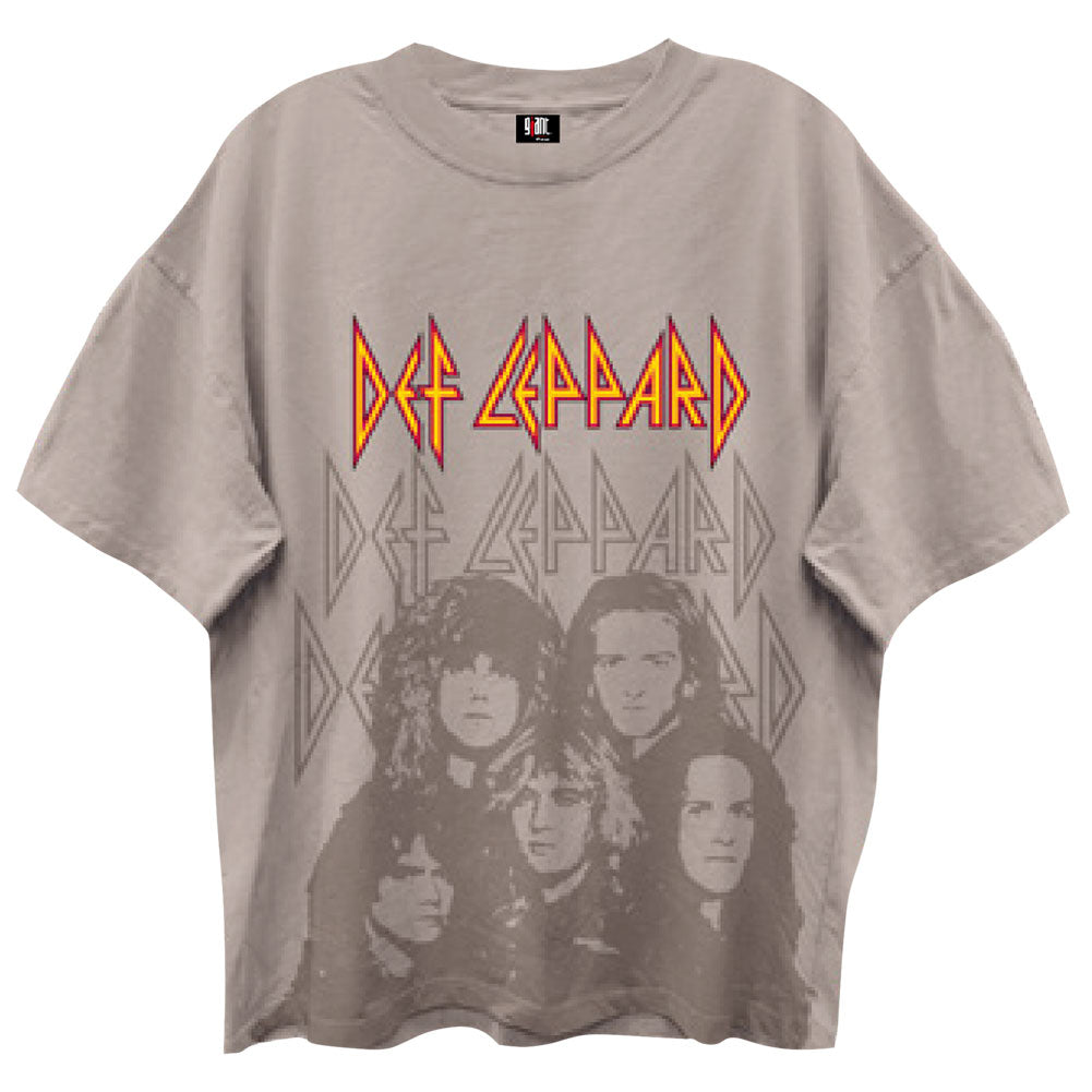 Def Leppard Earth Rays Vintage T-shirt Front
