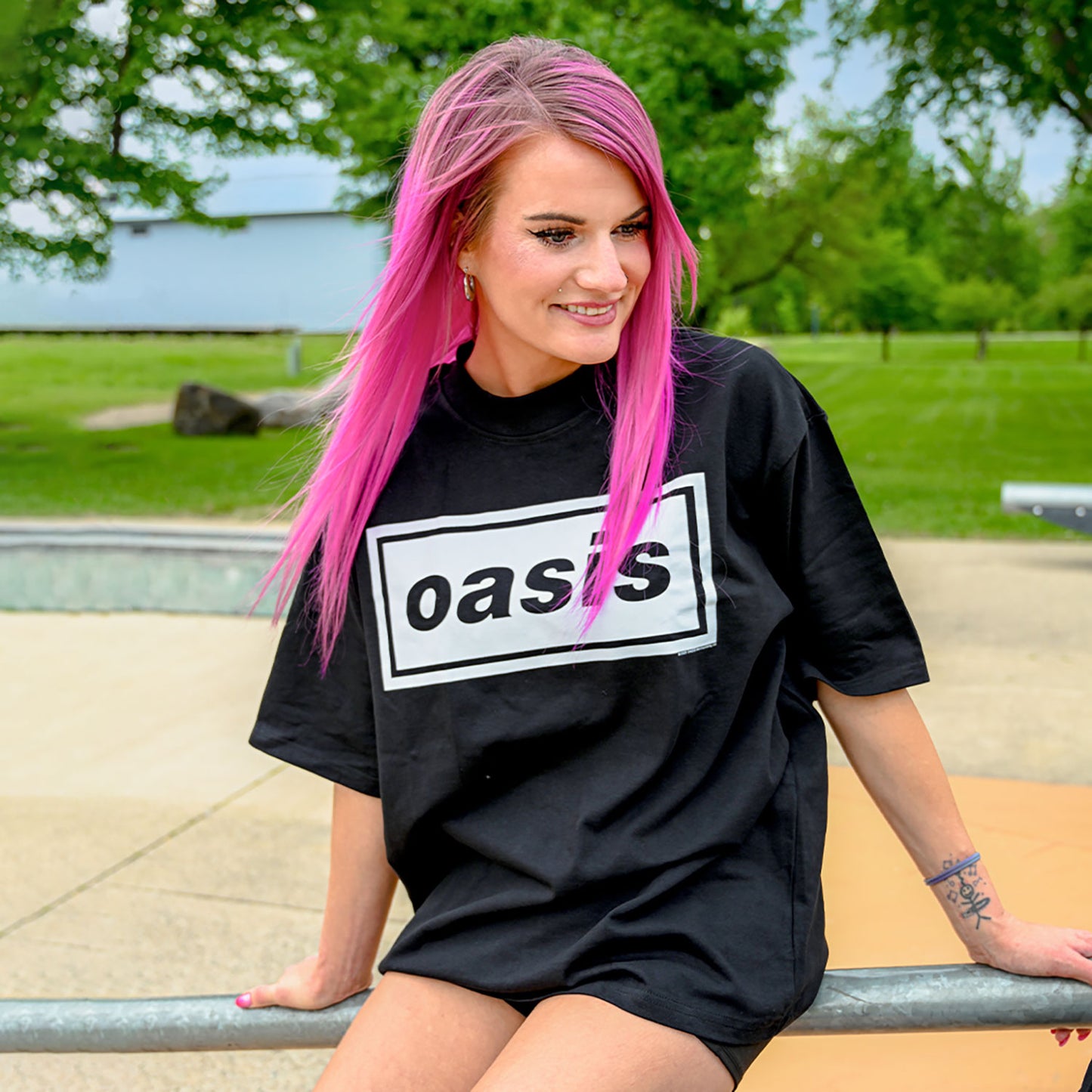 Oasis Decca Logo Oversized Boxy Tee Vintage T-shirt Alt 2