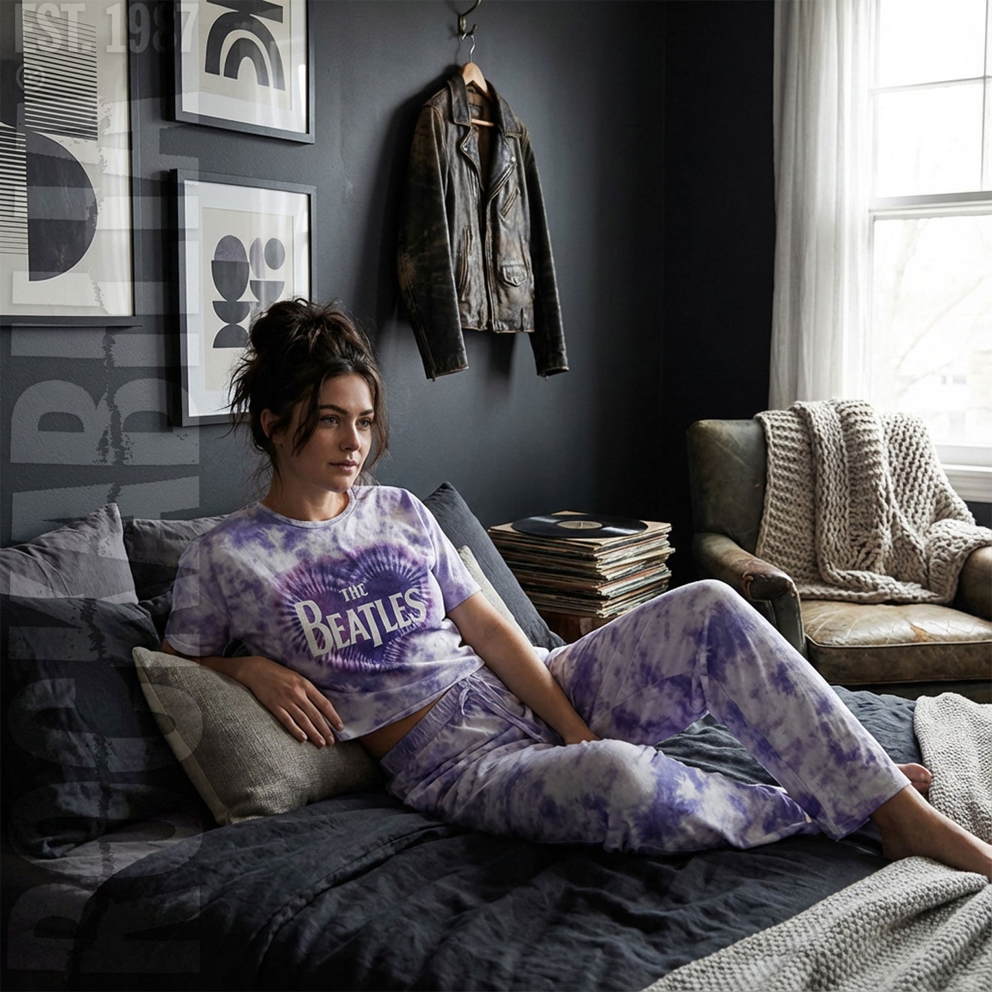 Beatles Heart & Drop T Logo Loungewear Alt 2