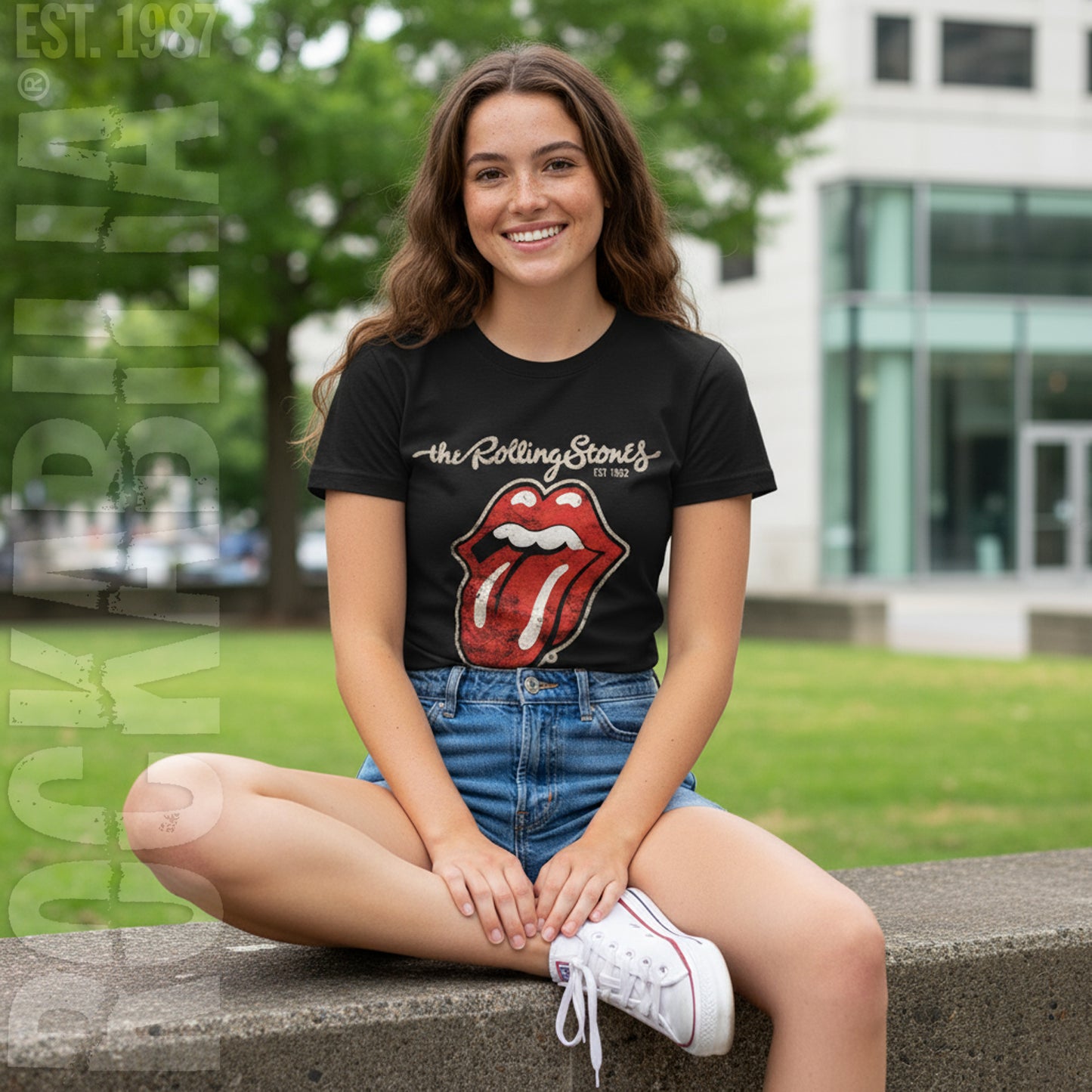 Plastered Tongue Junior Top