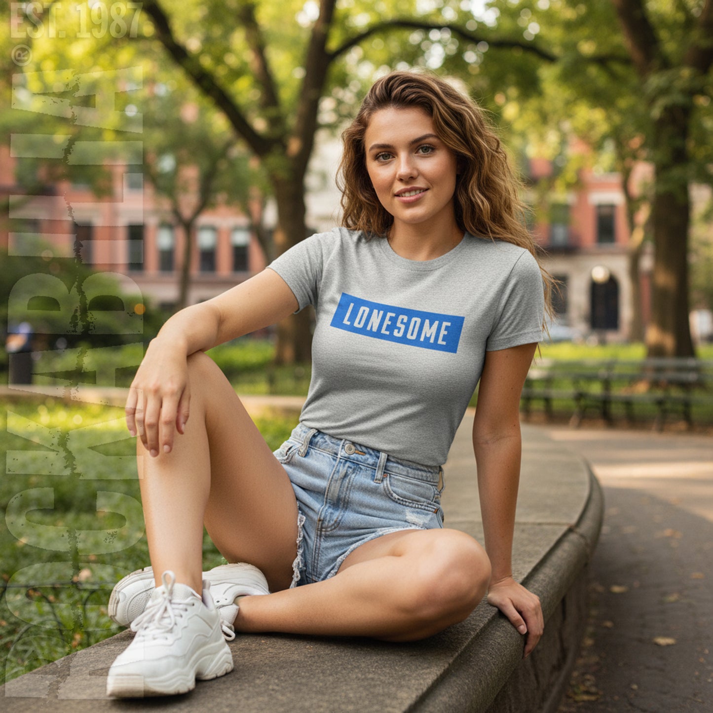 Lonesome Block Text Jrs Junior Top