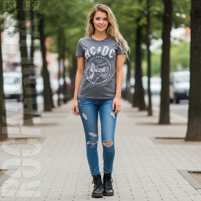 California We Salute You 2015 Tour Tee Junior Top