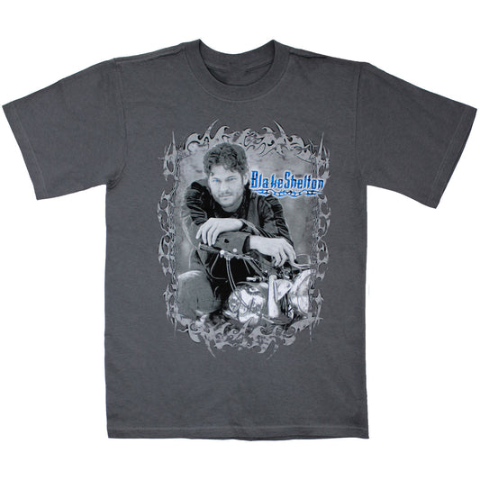Blake Shelton 2009 Barbed Wire & Flames T-shirt